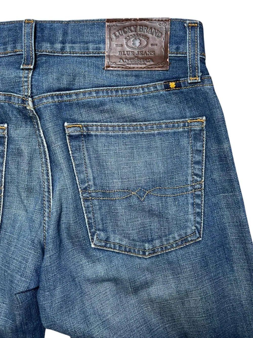 Lucky Brand 221 Original Straight Jeans Men’s 29x32 Medium Wash Denim